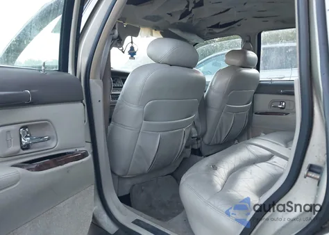 1997 Lincoln Town Car Signature from USA, damaged, VIN 1LNLM82W3VY745380